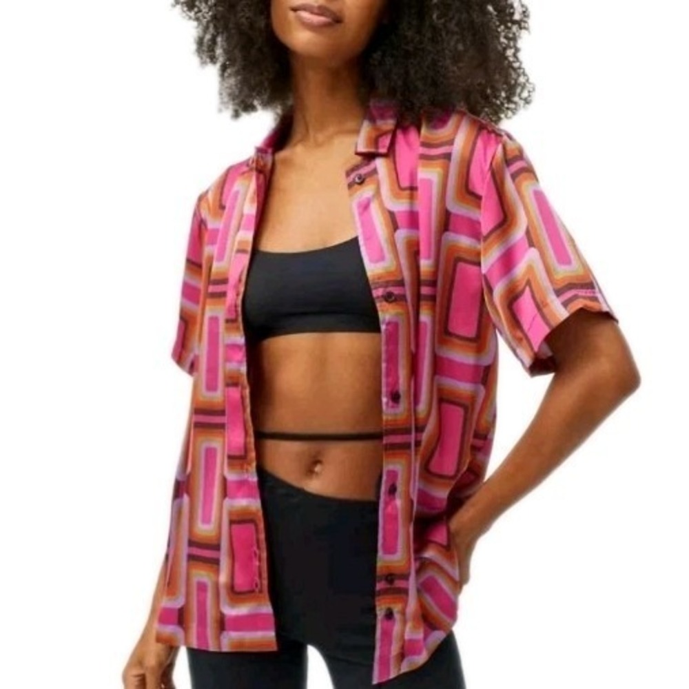 Urban‎ Outfitters Button Down Shirt Retro Print Pink Womens Size S Relaxed Fit